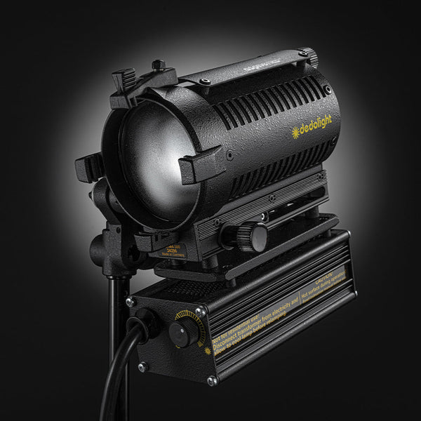 DLHM4-300 - Classic dedolight with integrated ballast - 24v, 150/100w,  Tungsten/Daylight Halogen Focusing Light Head