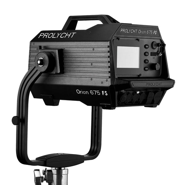 Prolycht Orion 675 FS フルスペクトルLEDライト+フレネル Prolycht Orion 675 FS – Now With Improved Specifications and