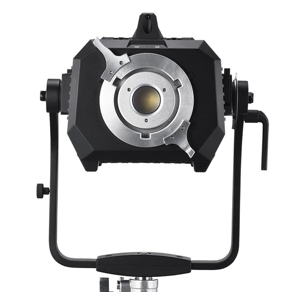 Prolycht Orion 675 FS フルスペクトルLEDライト+フレネル Prolycht Orion 675 FS Full Spectrum 6-Channel RGBACL LED